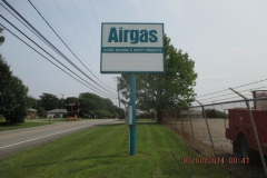 Pylon signs in Jeannette, PA for Airgas