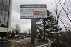 Pylon signs in Monroeville for One Monroeville